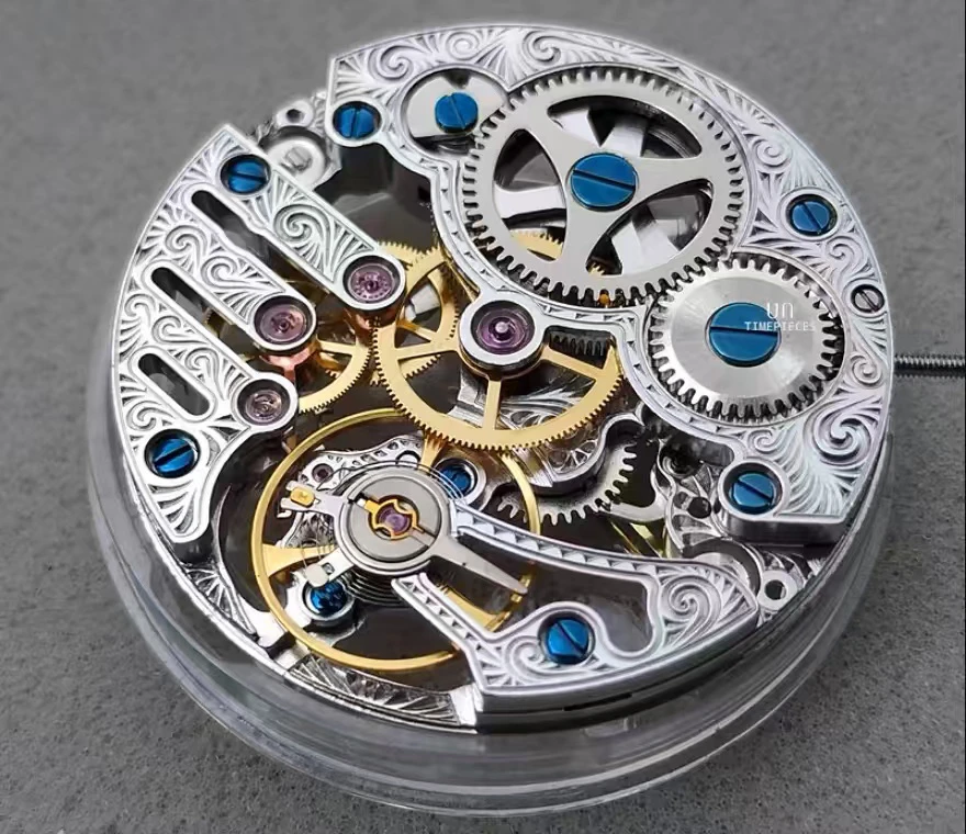 以直播间实物为准，机械表机芯，（喜欢留不喜欢别拆膜）