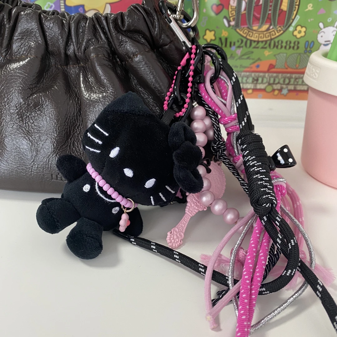 猫咪酱~可爱纯黑KT猫咪miu系黑粉挂件公仔手绘珠手机链挂饰礼物