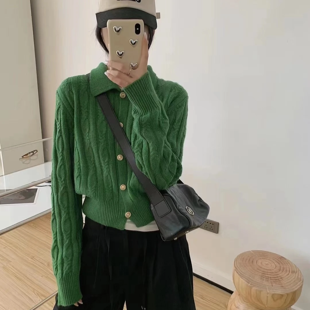 24韩系复古纯色高级感毛衣外套女慵懒风秋冬软糯针织开衫外搭上衣