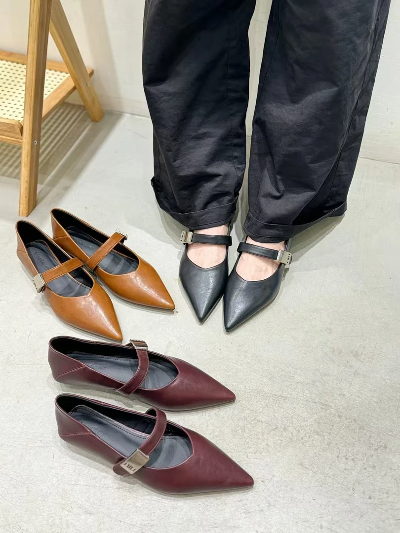 鑫燃KIKI 秋季新款时尚平跟尖头鞋 6005-76 BL