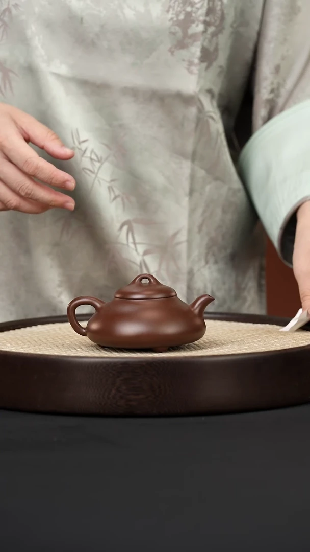 【闪购商品】紫砂茶壶如DG吉瓢-朱晨老紫泥200