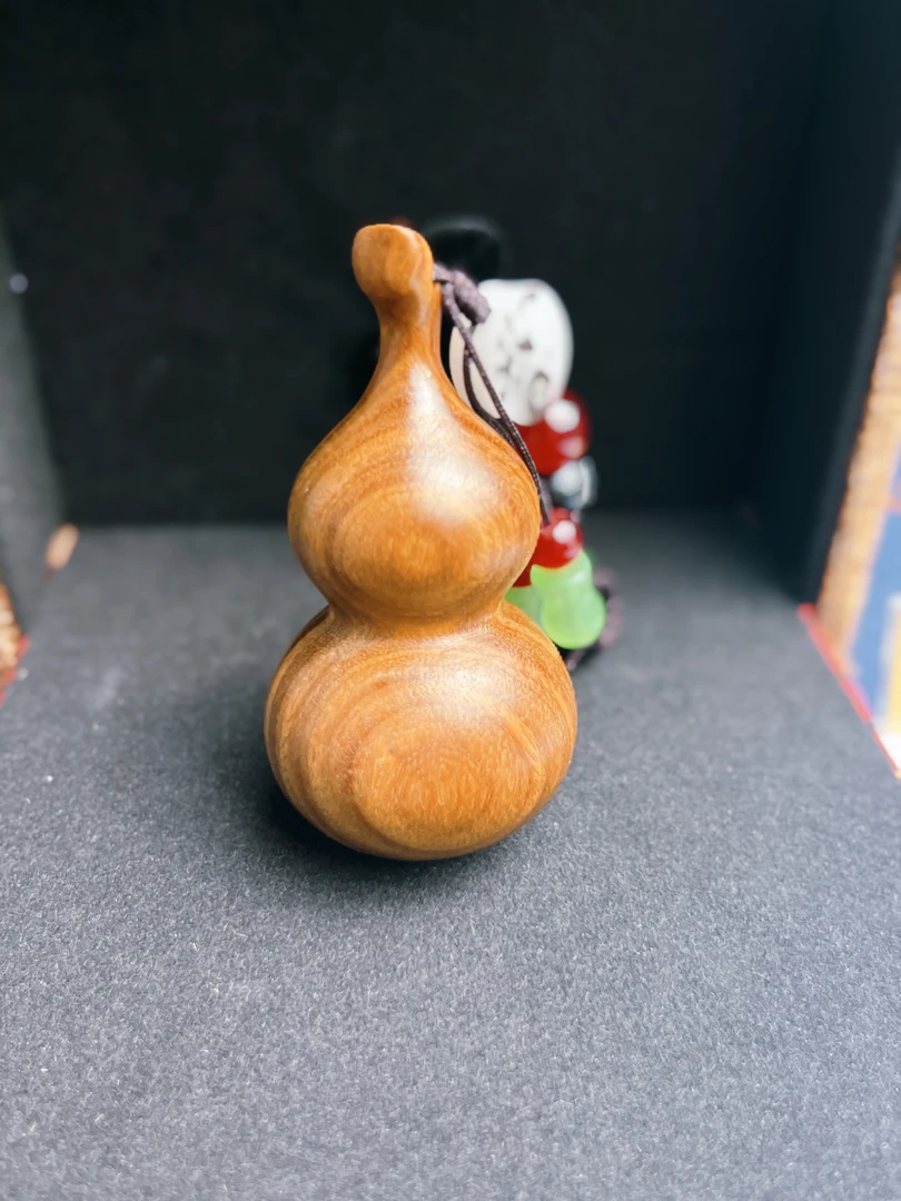 武当【监制款】绿檀木雕刻小葫芦工艺品光面葫芦百搭小挂件