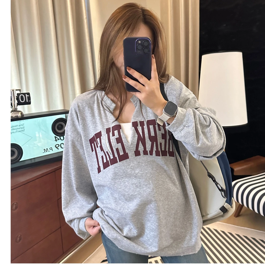 女装春款省心穿搭V领字母破洞宽松长袖套头印花百搭休闲美式卫衣