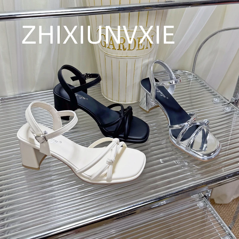 气质粗跟时装凉鞋2025夏季新款高跟法式小众女士爆款一字带不累脚