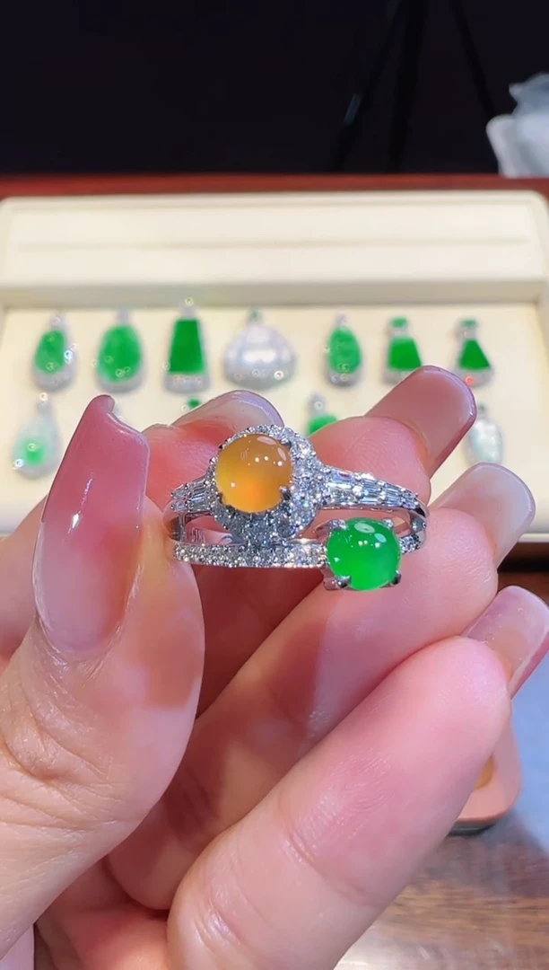 【闪购商品】翡翠戒指18K金镶嵌特色款戒指