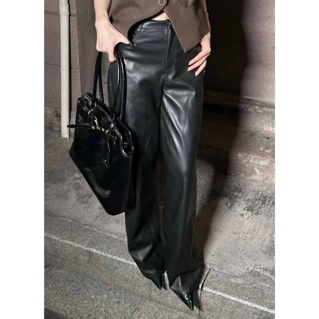 Z11《黑桃k》秋季新款皮裤飒爽英姿大方气质