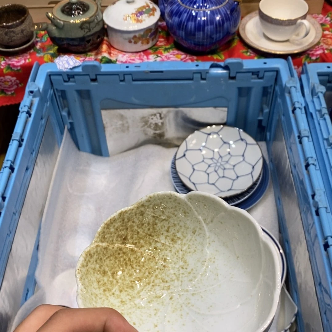 瓷片兰****3哈哈哈哈哈哈哈哈哈哈
