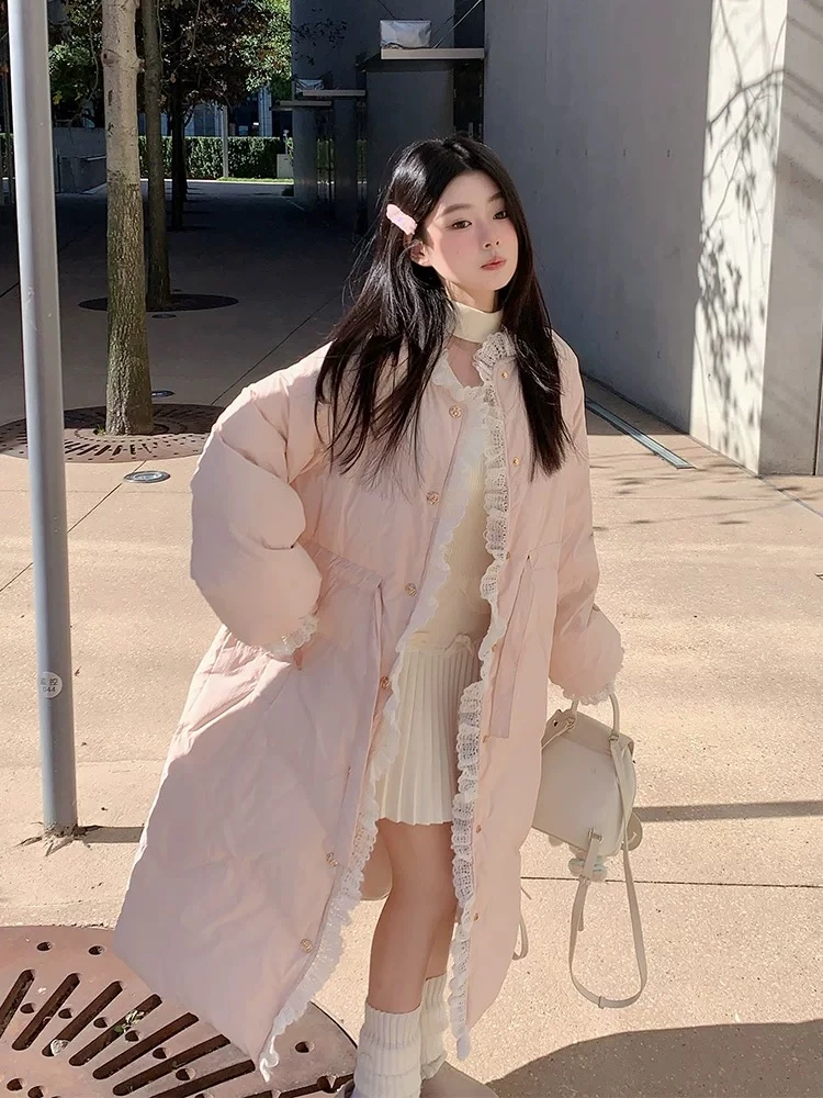 【秀宝女装】甜美风休闲百搭长款蕾丝边棉服外套XB4971