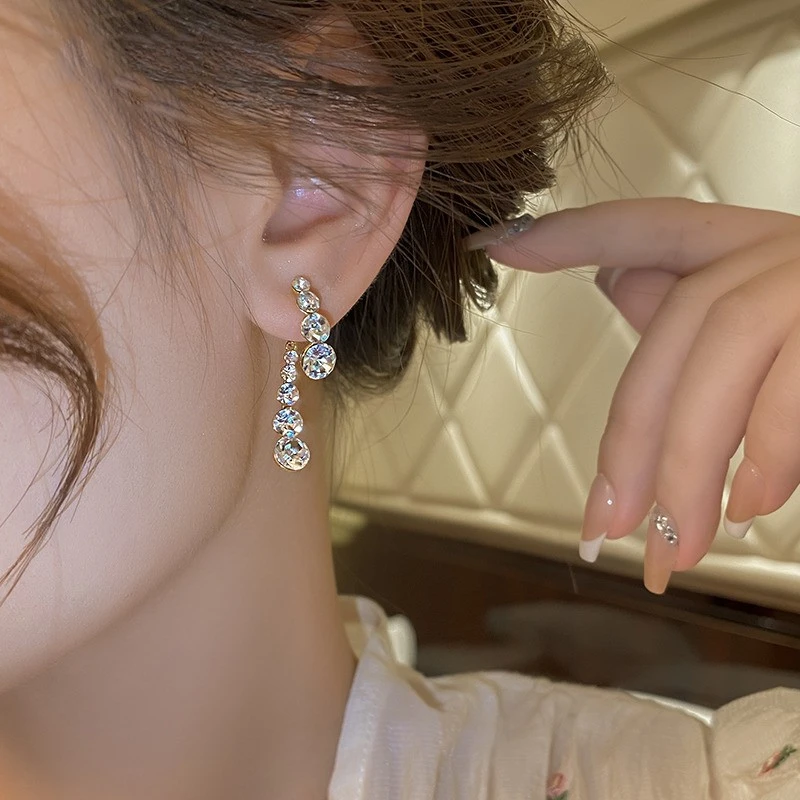 超闪水钻锆石耳环女2023年新款潮小众设计轻奢高级感耳饰耳钉179