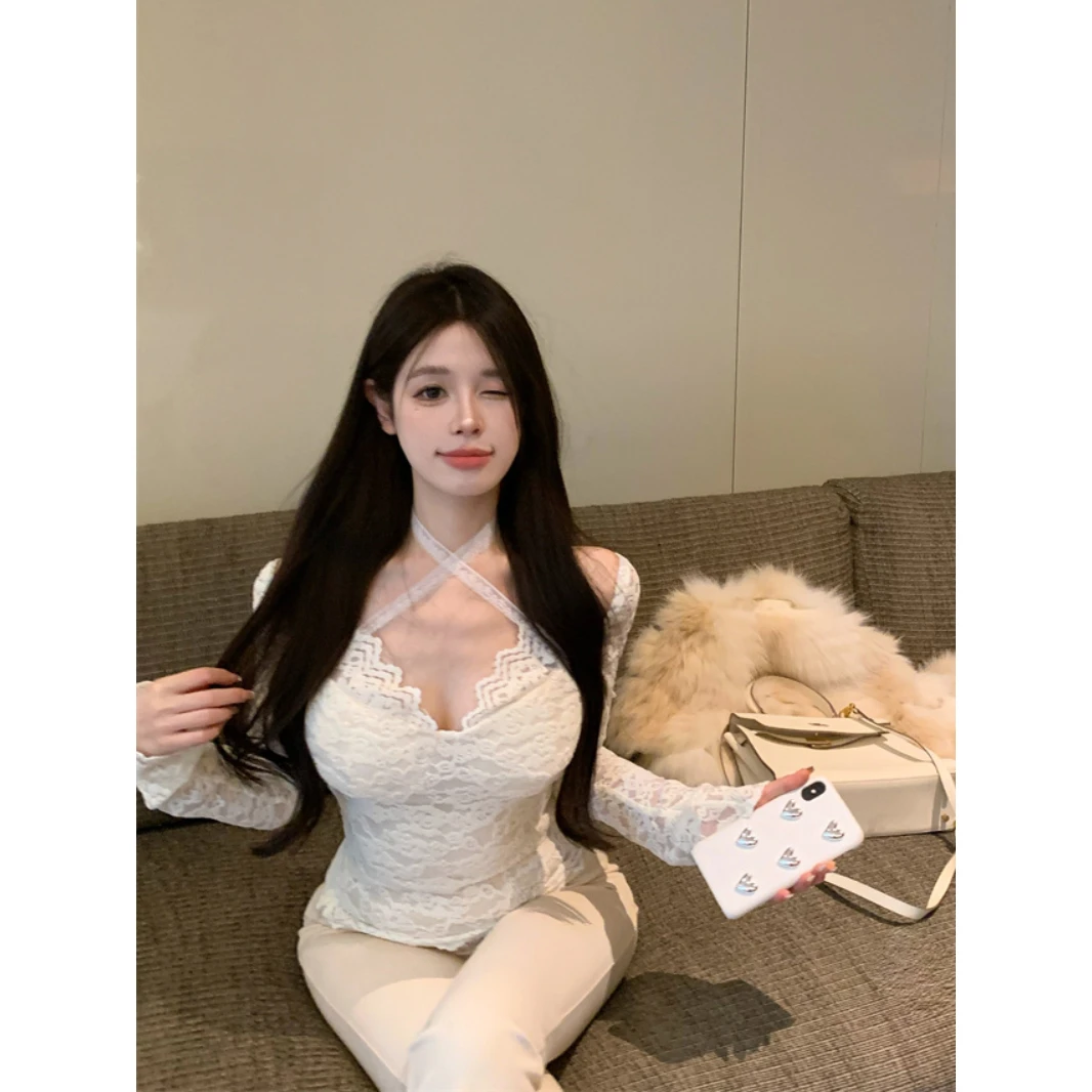 纯欲性感镂空蕾丝打底衫秋冬高级感女生长袖气质修身显瘦新款上衣