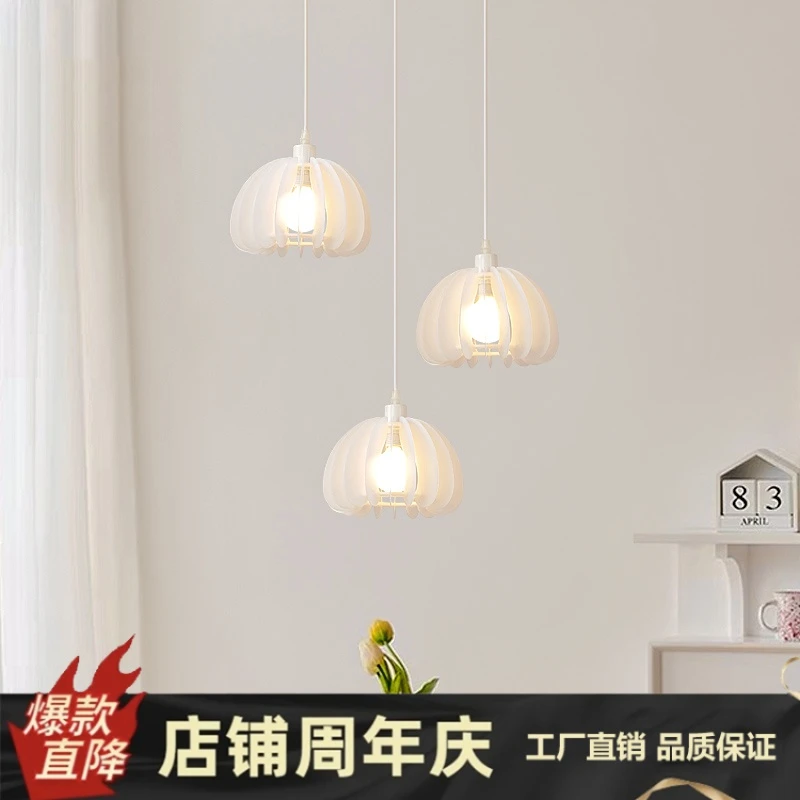 追冠餐厅吊灯三头奶油系餐桌灯轻法式简约现代饭厅吧台卧室灯玄关