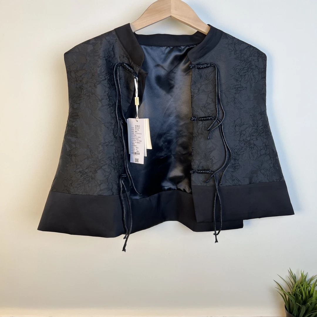 新中式国风黑色提花马甲外套女春秋欧货流苏盘扣夏装坎肩马夹上衣