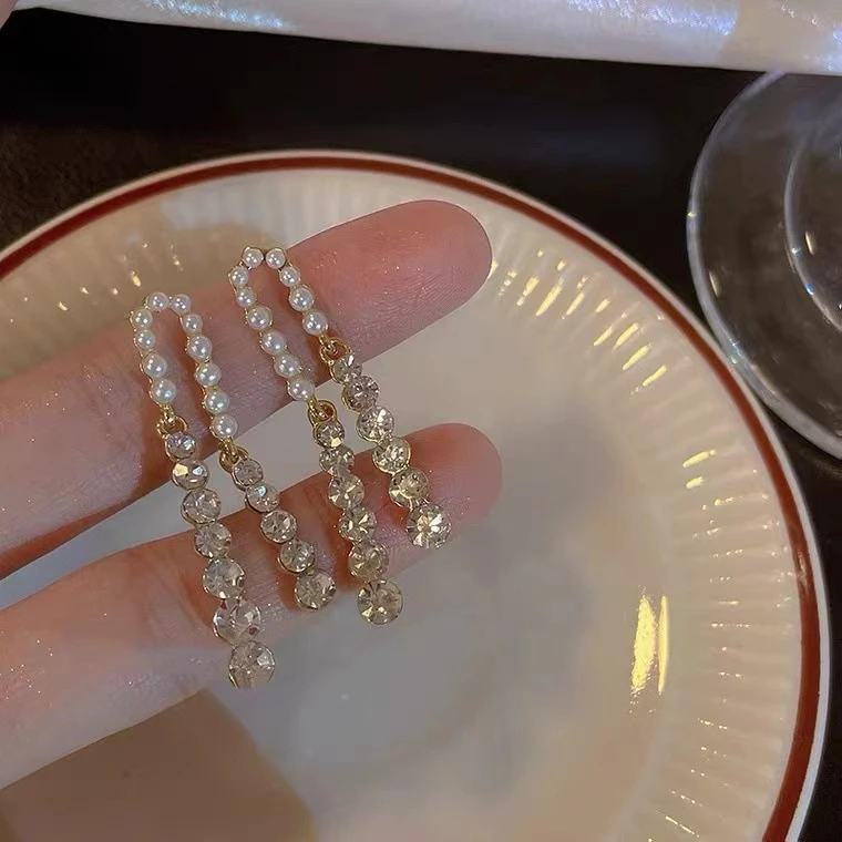 铜合金耳饰 百搭简约耳钉法式轻奢复古高级气质耳饰优雅时尚耳环