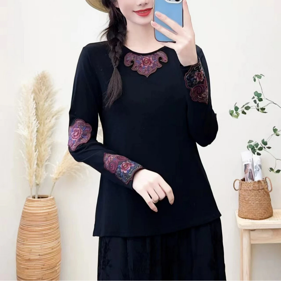 白雪民族风刺绣打底衫