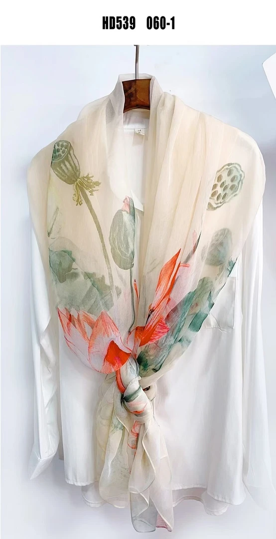 鳄鱼皱国风荷花时尚百搭女士四季款围巾大披肩130-180