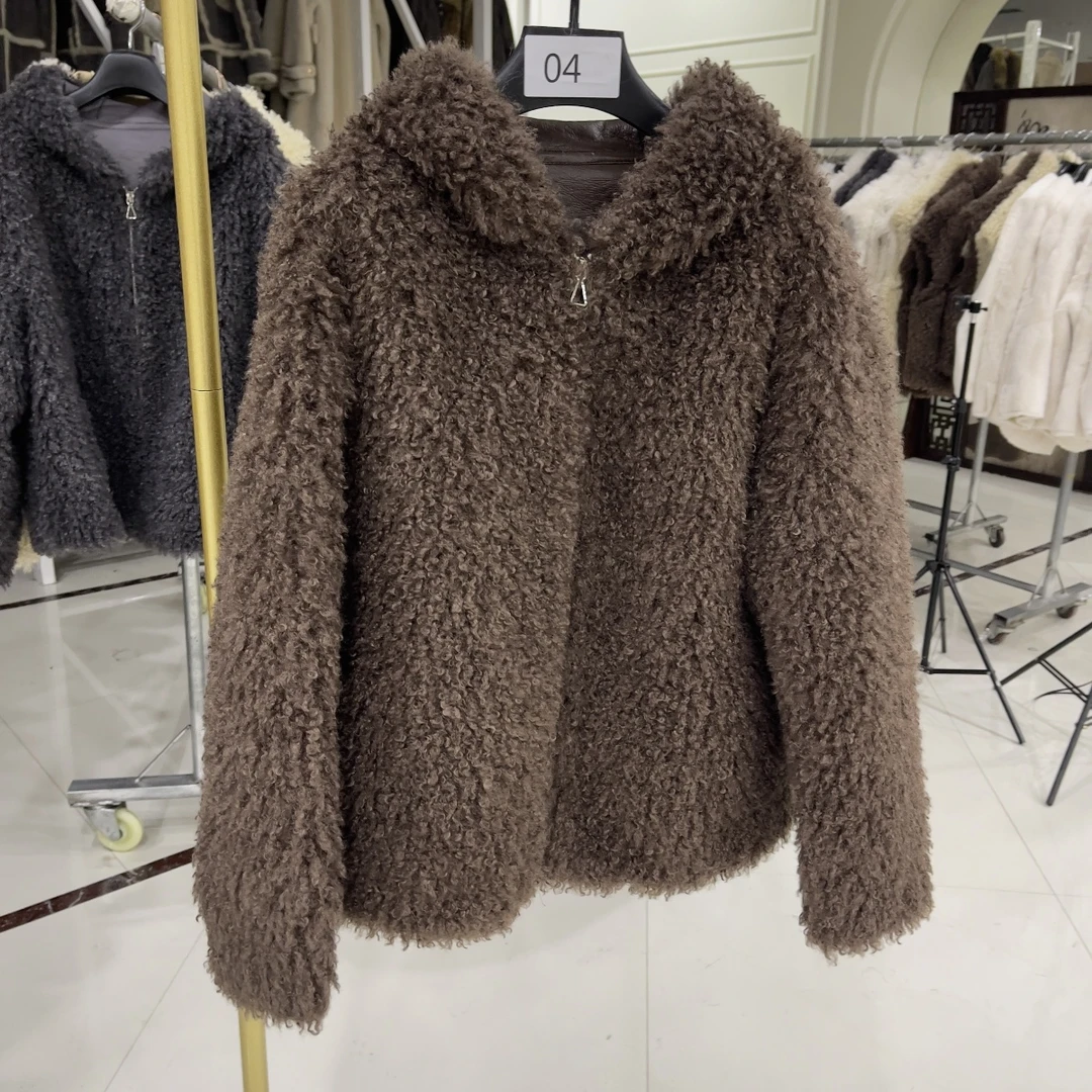 新款秋冬女士带帽设计师百搭休闲时尚保暖短款外套