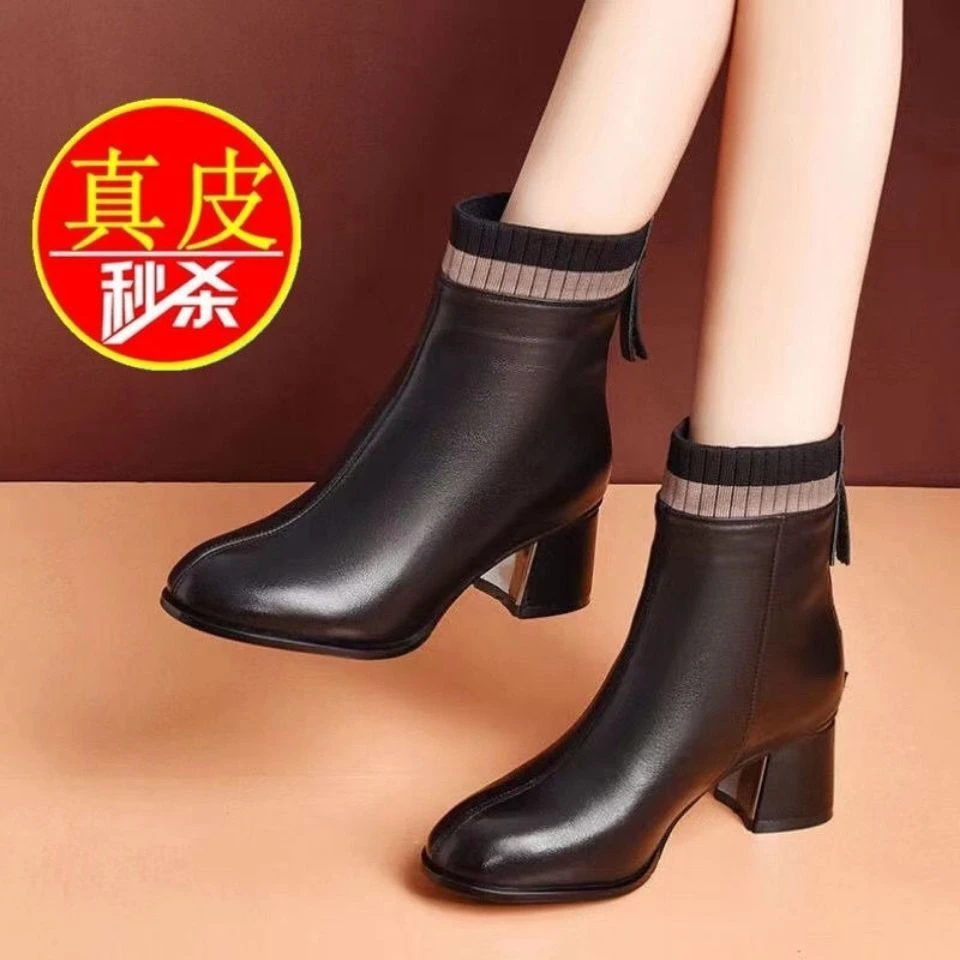 真软皮秋冬季女短靴毛线口保暖马丁靴圆头中跟网红瘦瘦靴女裸靴春