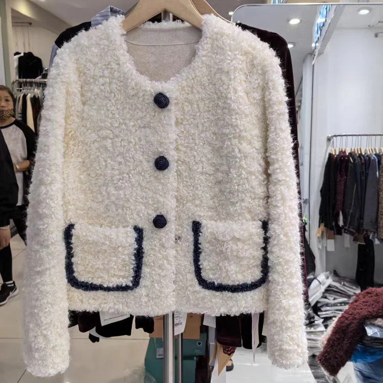 3719加厚小香风撞色毛毛短外套女冬装2024冬季新款设计感女士上衣