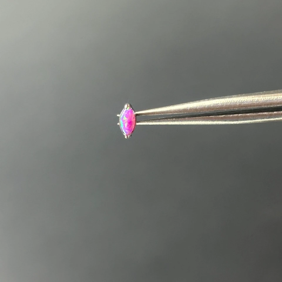 合金锆石耳饰 F136钛合金饰品耳钉澳宝单马眼耳骨钉唇钉