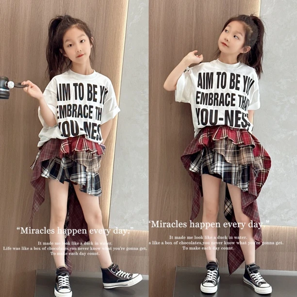 女童甜酷套装字母印花短袖T恤夏季设计感格纹不规则半身裙两件套