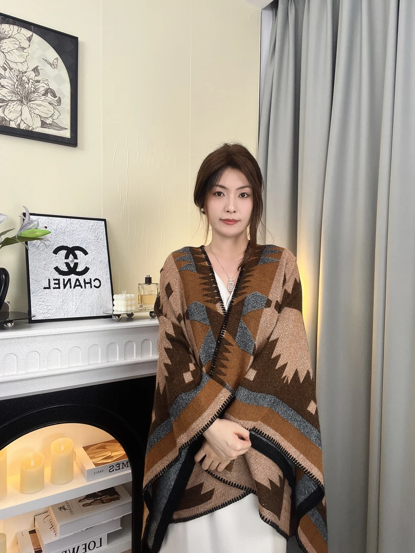 刘亦菲同款新中式披肩围巾女秋冬保暖办公室百搭T13