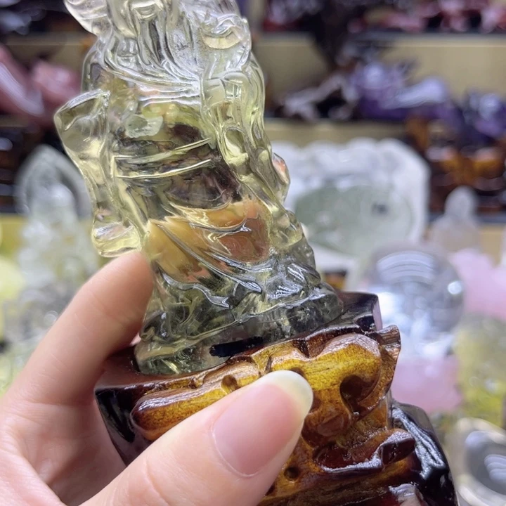水晶摆件未镶嵌笑***?摆件