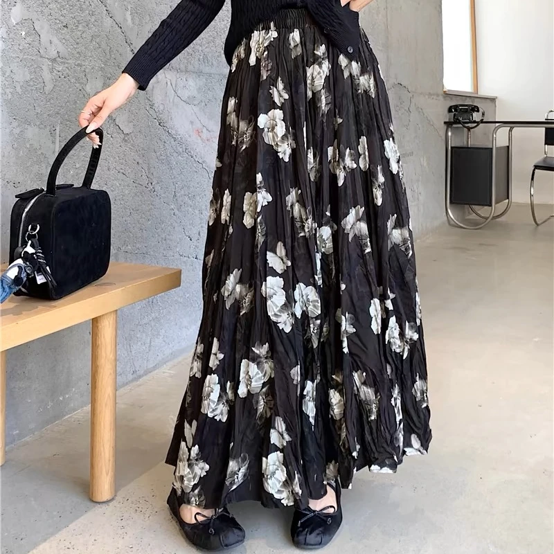 山茶花复古碎花褶皱半身裙女春秋2025新款高腰遮胯a字大摆花裙春
