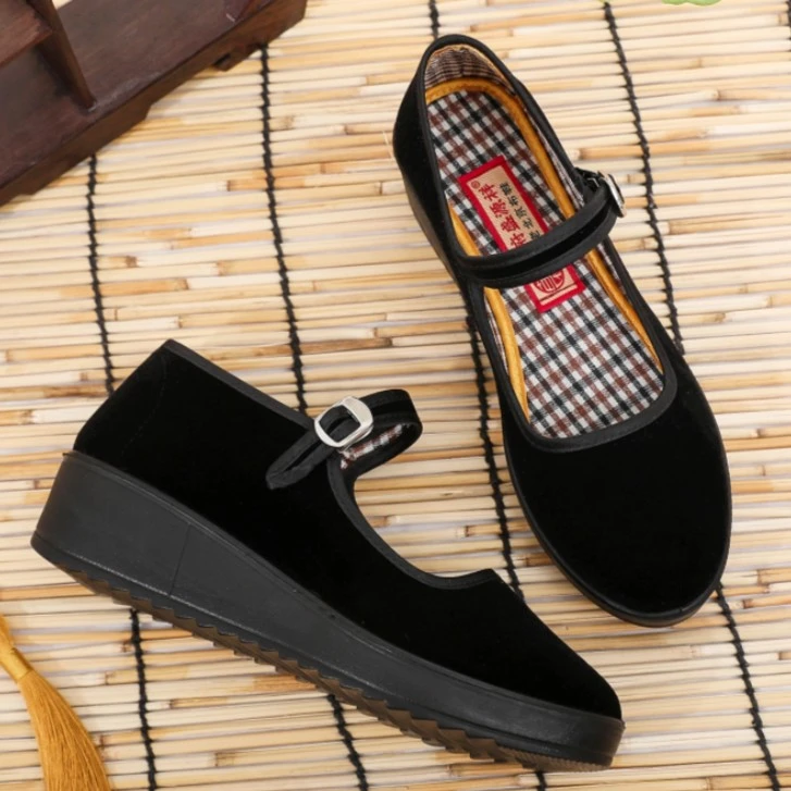 松糕工作鞋女士软底布鞋妈妈鞋透气广场舞鞋中老年上班老北京鞋