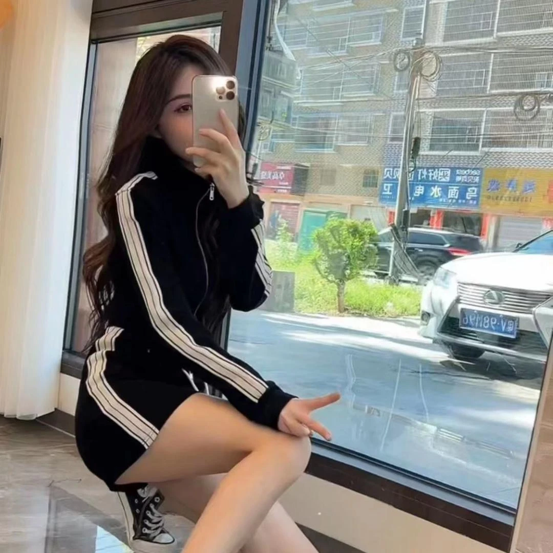 秋季韩版小个子显瘦休闲立领运动上衣裙裤两件套气质套装