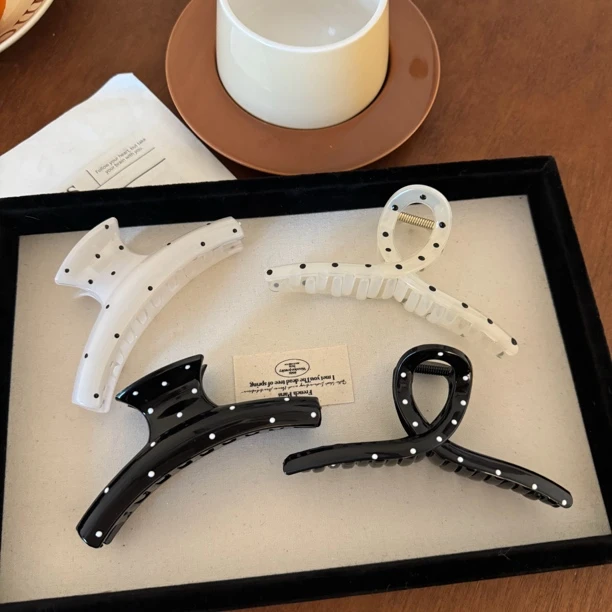 8057 韩国甜美波点抓夹小众个性发夹高级感盘发发抓鲨鱼夹头饰