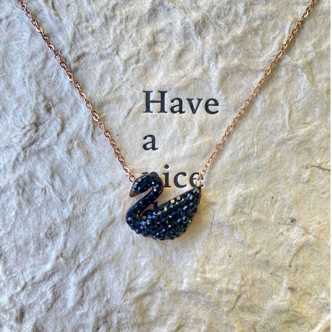 钛钢项链 AIYO/AIYO黑天鹅吊坠轻奢气质项链LB015