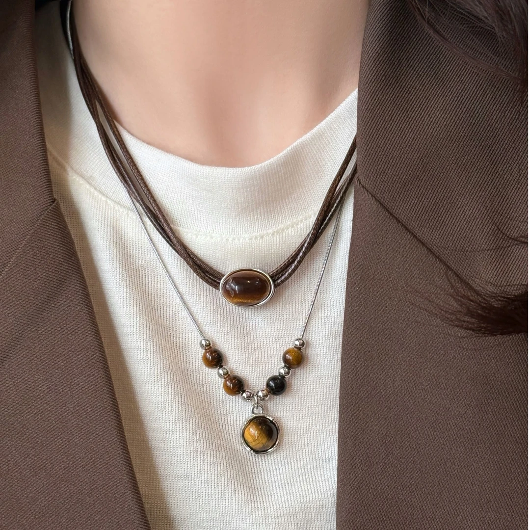 铜合金皮质项链 皮革项链轻奢高级感小众锁骨链复古双层叠戴颈链