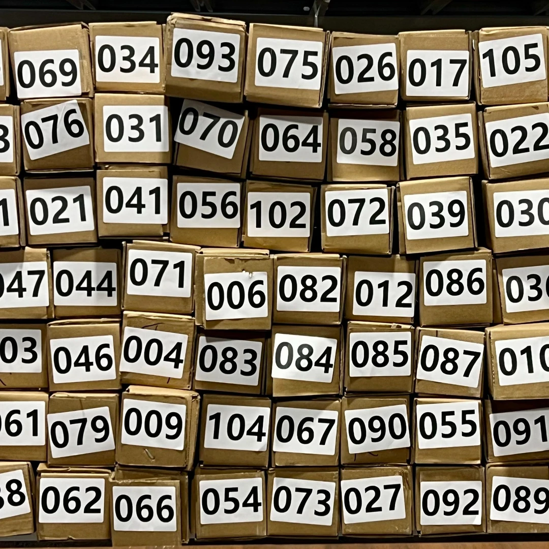 团单 4点40开     高锰钢 现货潮玩摆件系列盲盒（未开刃）