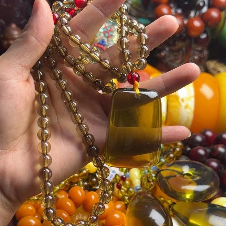 琥珀手串未镶嵌蜜蜡