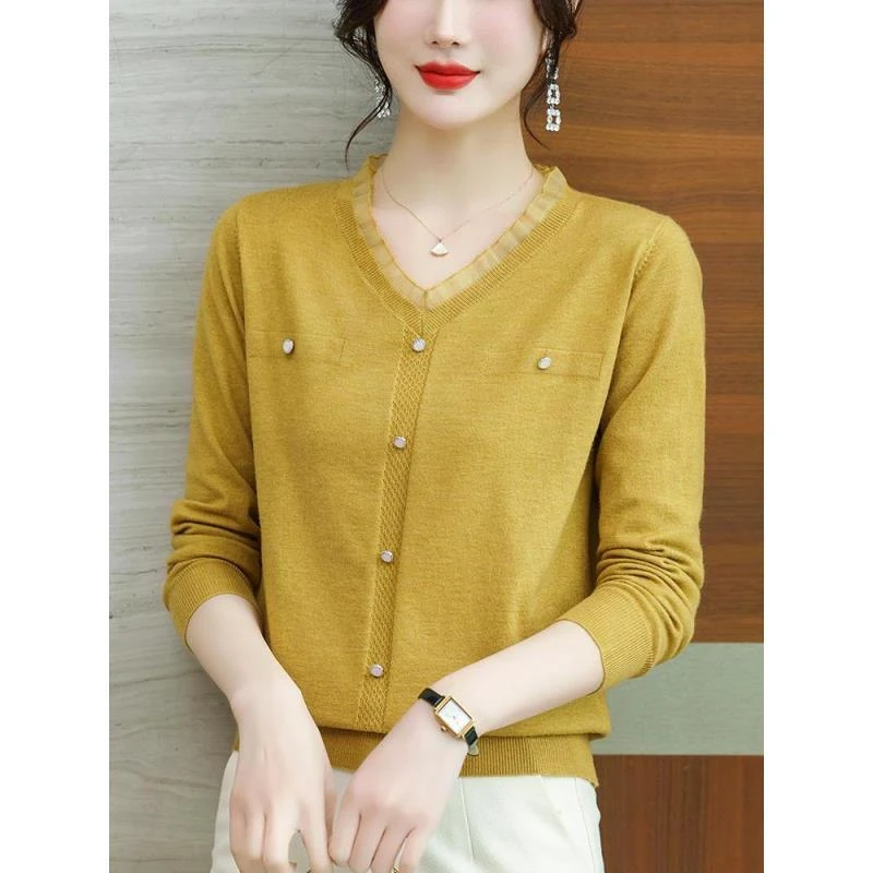 2024秋装v领针织衫长袖上衣中年女士宽松洋气薄款毛衣时尚打底衫