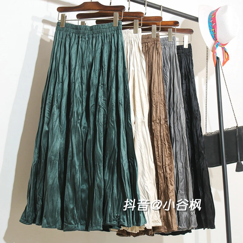 2024冬季新款垂感大摆褶皱丝绒半身裙女秋冬高腰显瘦裙子半裙长裙