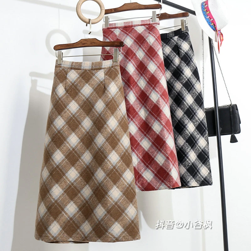 高档加厚毛呢圣诞红格子半身裙秋冬女2025新款小个子裙子冬裙半裙