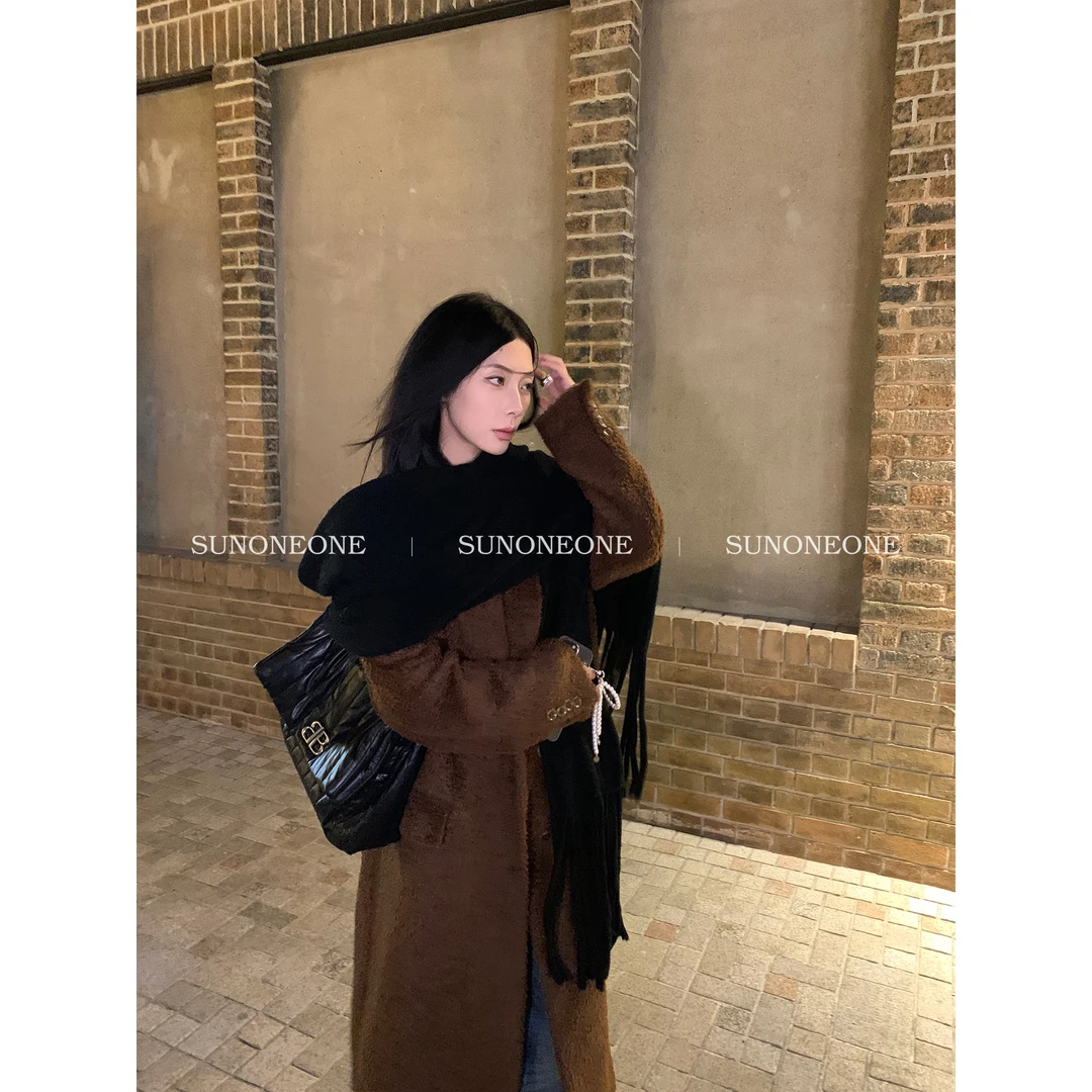 SUNONEONE 水波毛呢外套长款女冬新款显瘦高级感黑色大衣H0084W