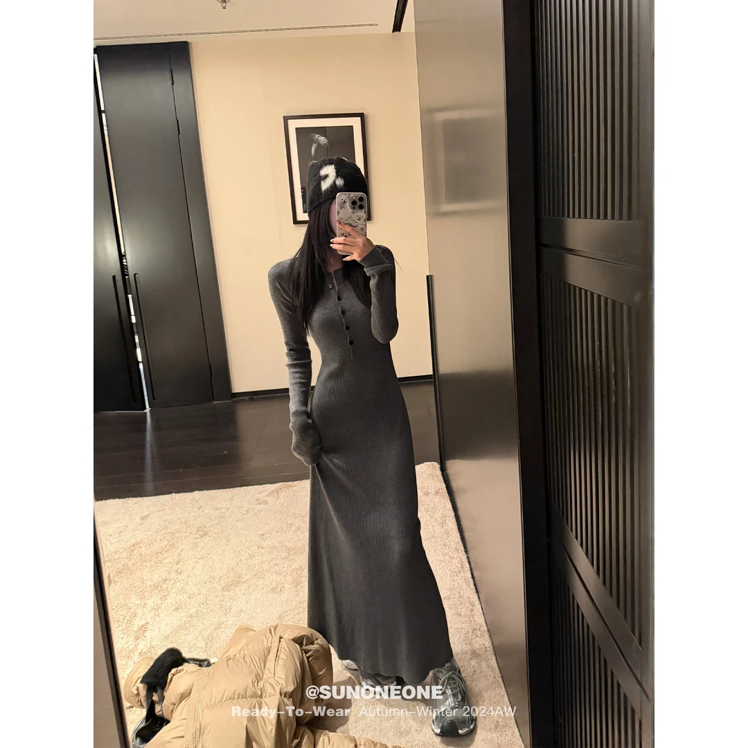 SUNONEONE 针织连衣裙女秋冬新款长袖收腰修身显瘦内搭长裙H0616Q