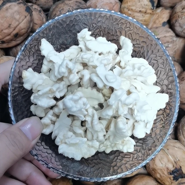 【顺丰包邮】新鲜采摘核桃仁生核桃100g装营养食用口感美味香甜饱满