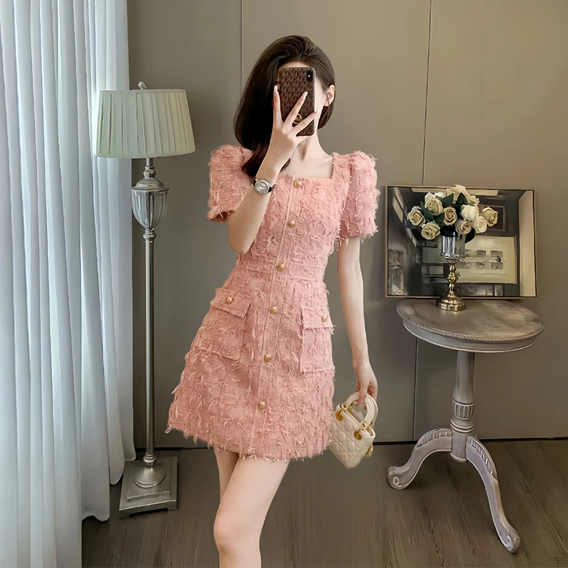 夏季新款法式小香风气质收腰时尚设计感名媛甜美温柔方领连衣裙女