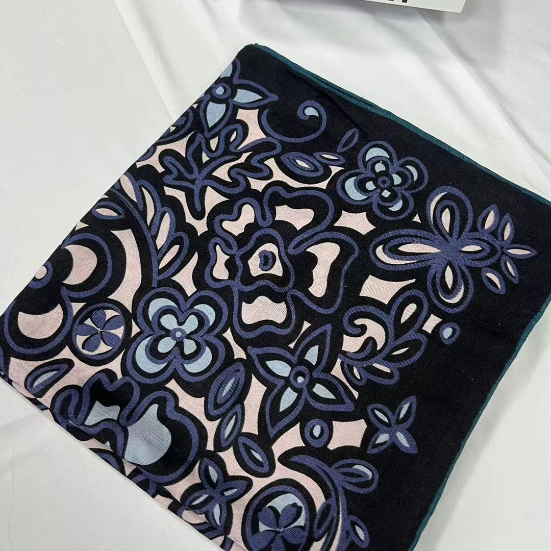 140丝绒-珍稀宝箱 135cm丝巾