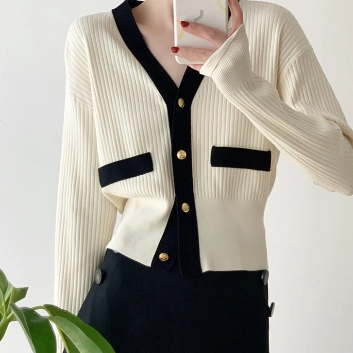 小香风外套女秋冬小众高级感V领针织短款外搭复古开衫毛衣春秋款