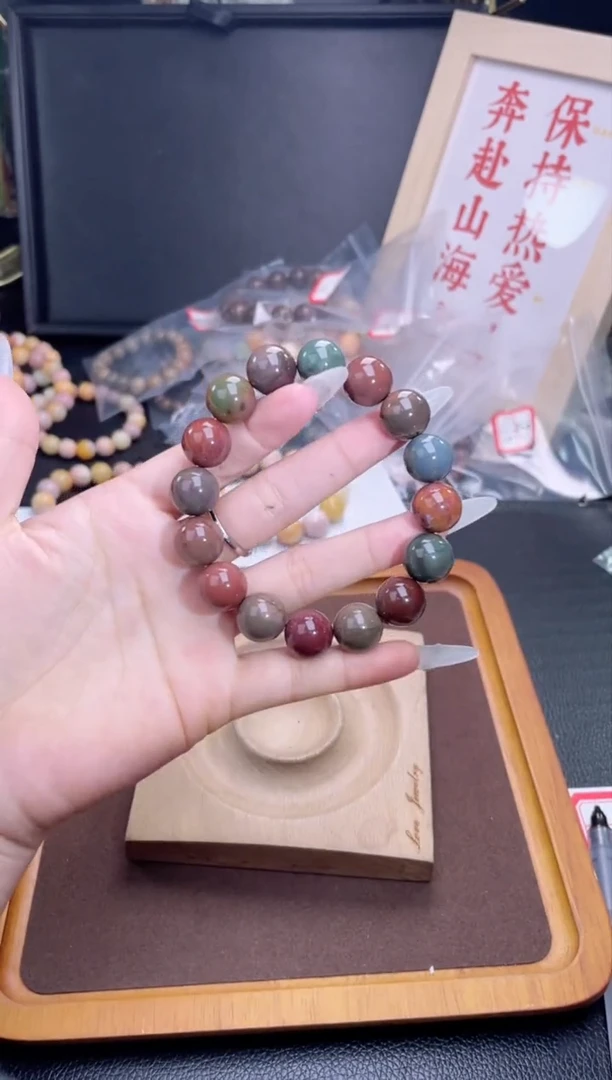 【闪购商品】石英质玉手链未镶嵌15.108阿拉善手串