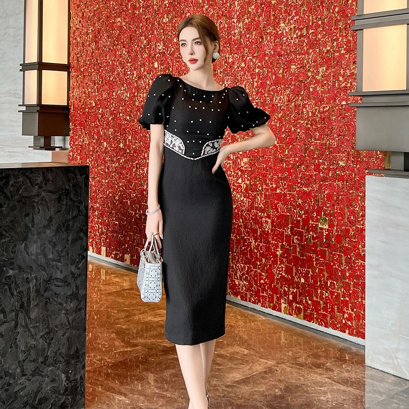 2025夏季新款女装精致名媛泡泡袖设计感收腰显瘦黑色连衣裙21148