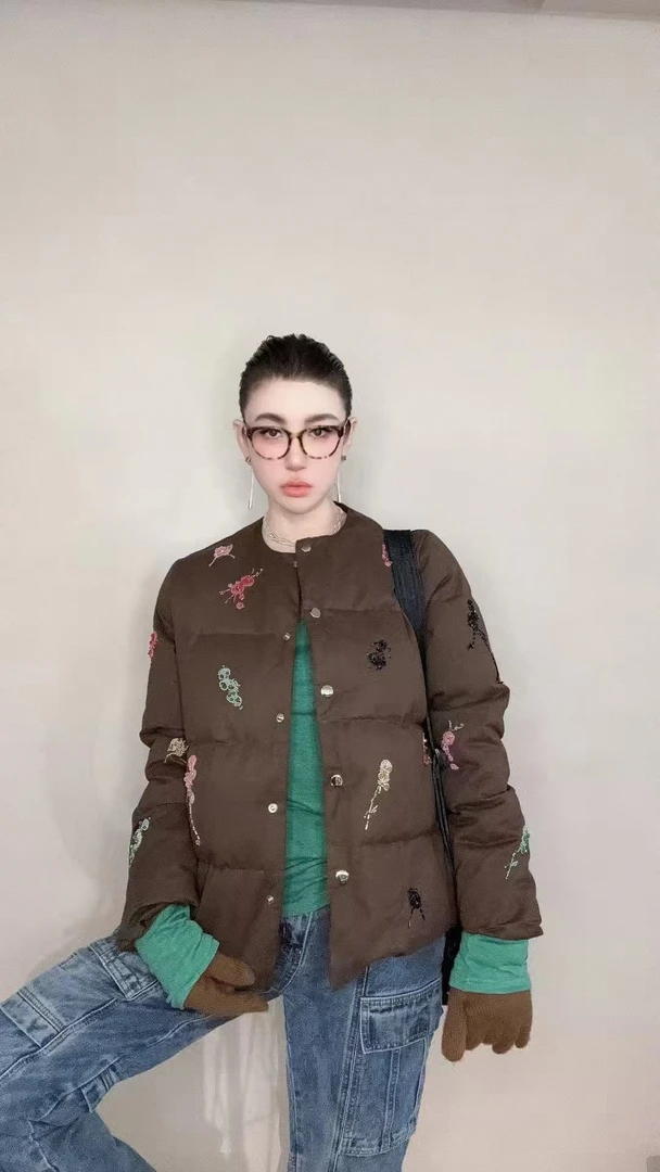 【HAV】新款时髦圆领重工刺绣单排扣长袖羽绒服