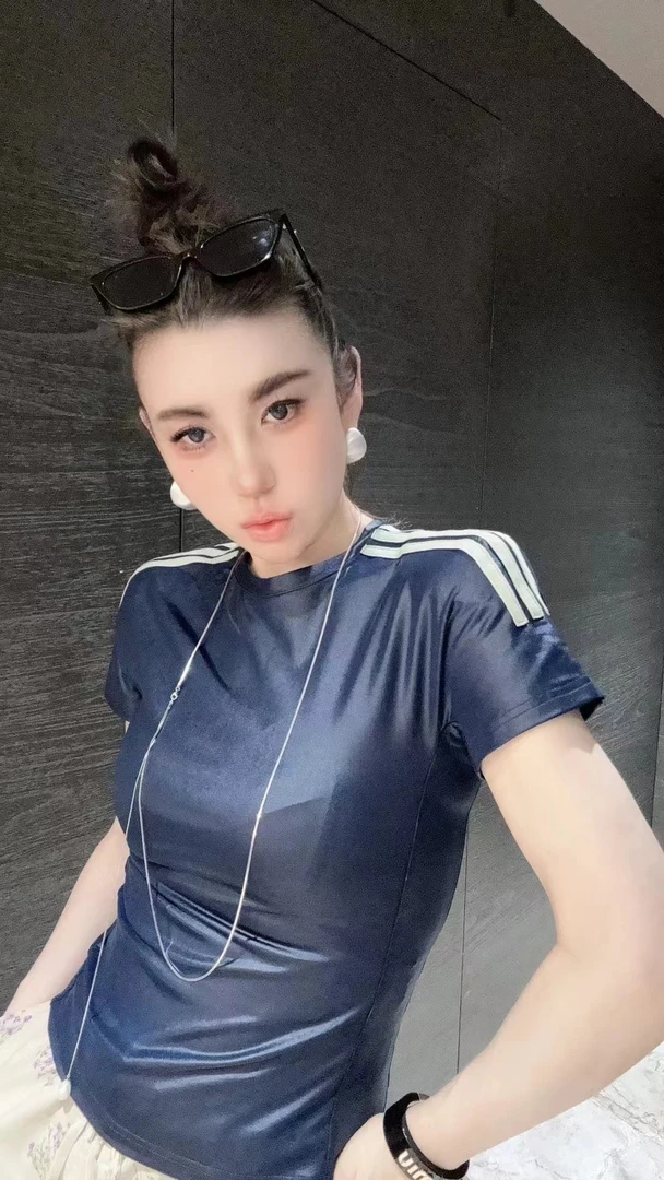 【HAV】   新款时髦百搭圆领修身显瘦三条杠拼接短袖套头上衣