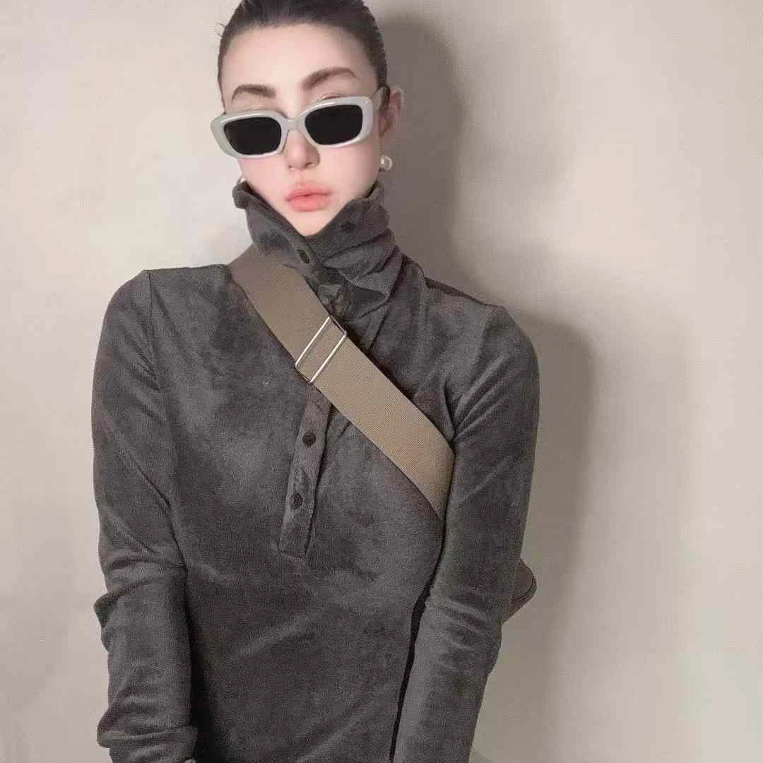 【HAV】  新款时髦百搭高领半纽扣修身显瘦长袖套头绒上衣