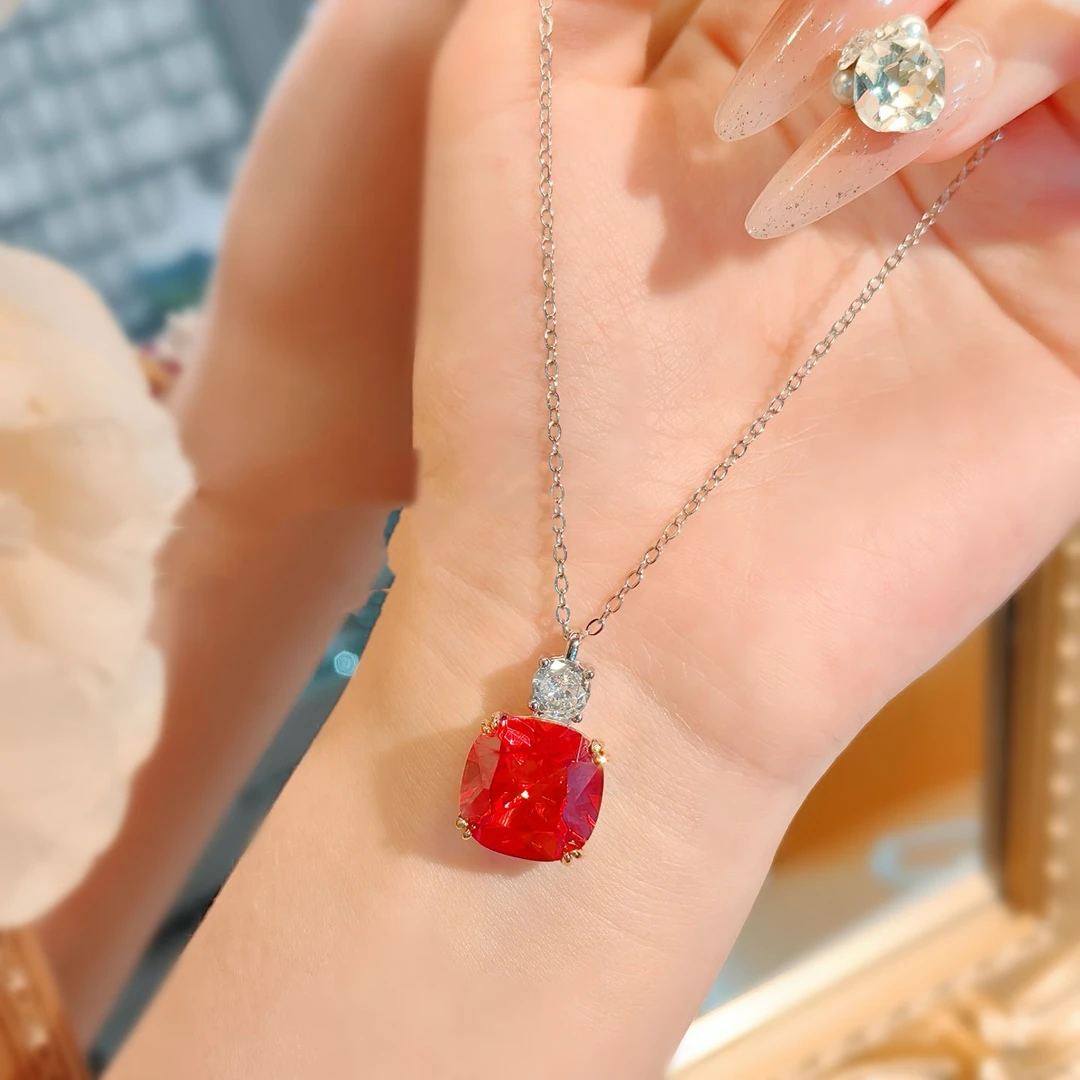 专柜款015精工合金培育鸽血红宝石吊坠赠链