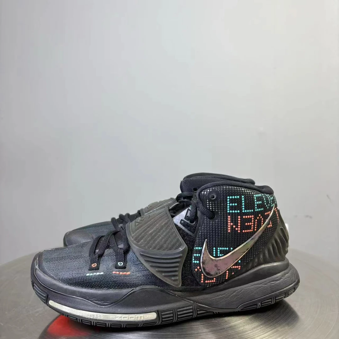 42码 Nike欧文6黑色球鞋 非原盒 95新 市场价1200